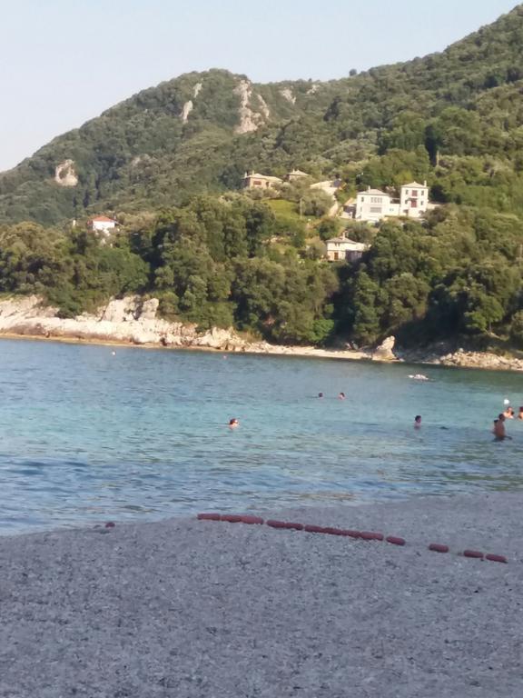 叶莱妮公寓 Agios Ioannis  外观 照片
